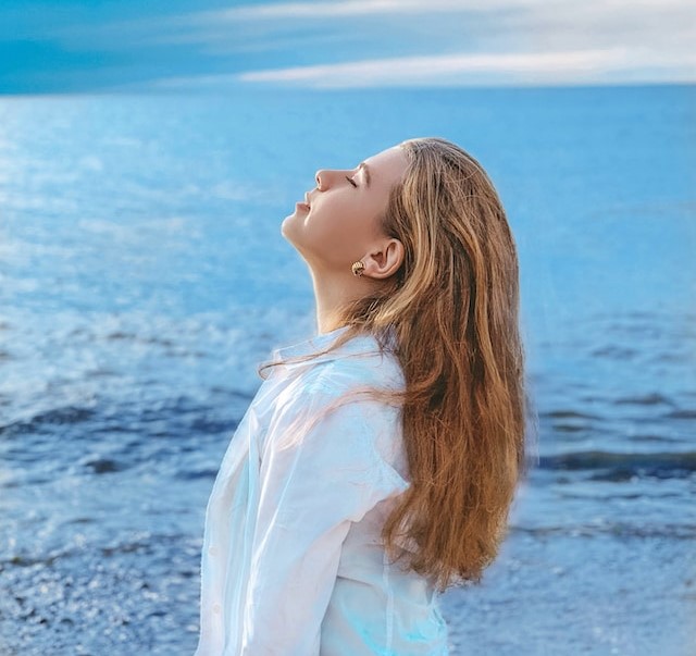 Najlepsze i polecane zabiegi kosmetyczne na lato